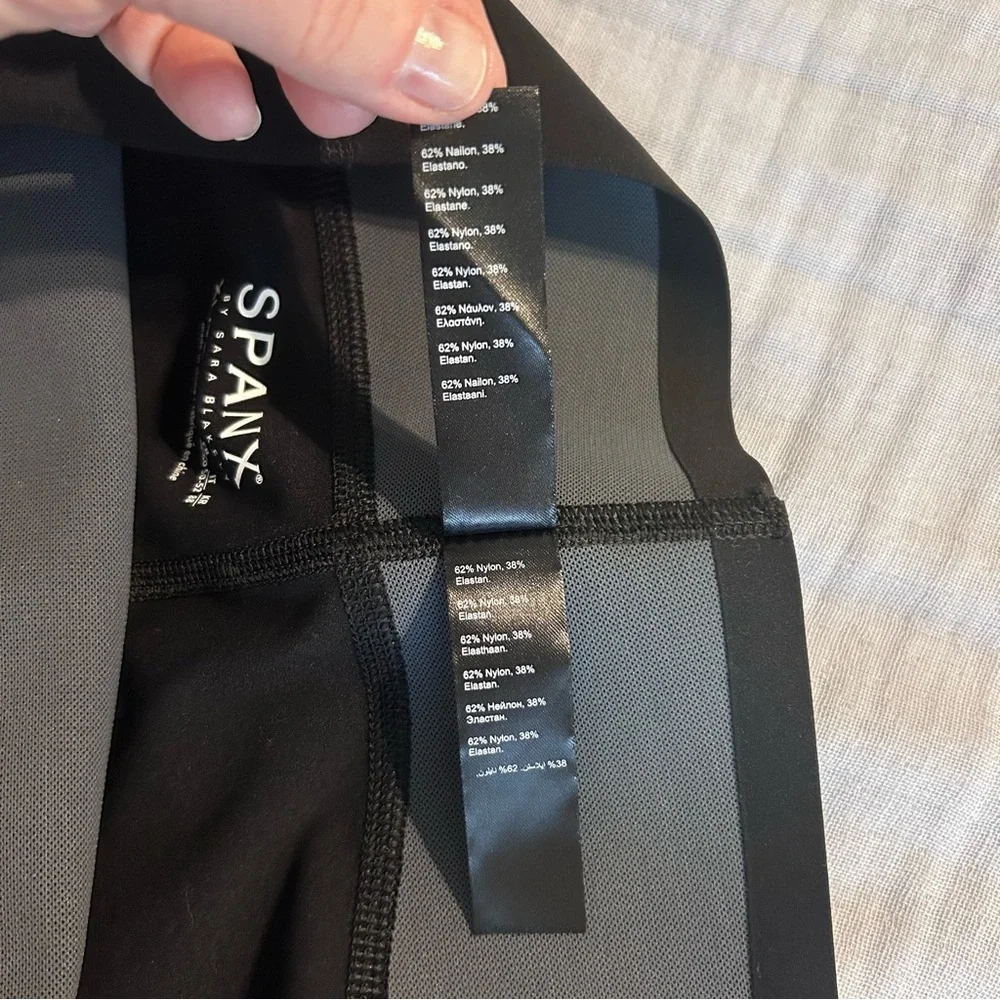 NWT SPANX Women’s Gloss Panel Leggings Black Sz XL - Picture 8 of 11